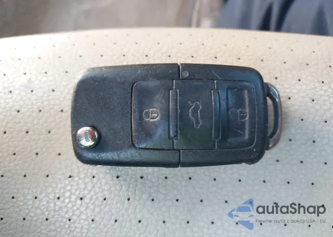 2009 Volkswagen Eos Komfort z USA, uszkodzony, nr VIN WVWBA71FX9V003635